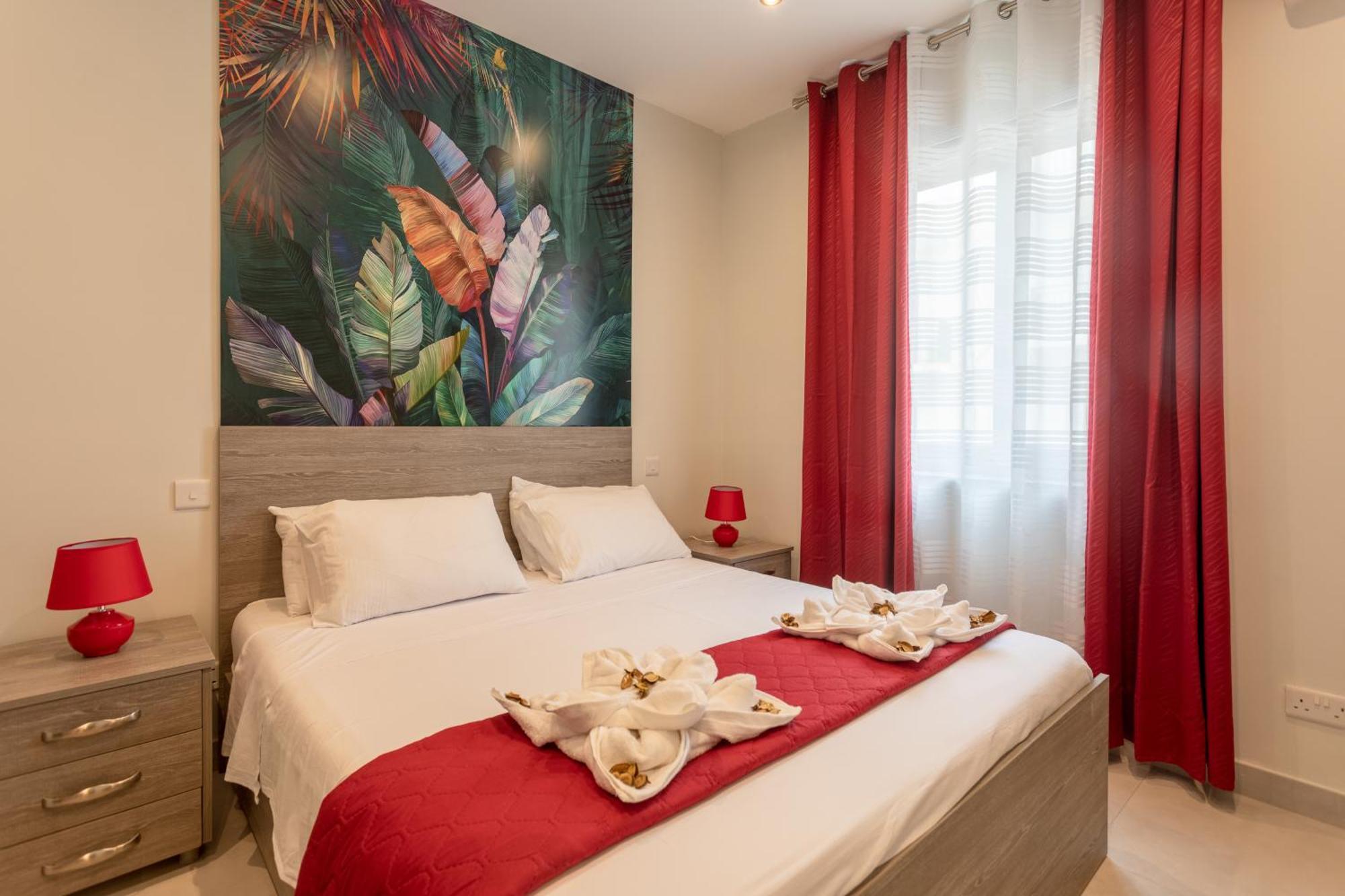 Red Rose Apartment